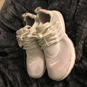 Nike Prestos